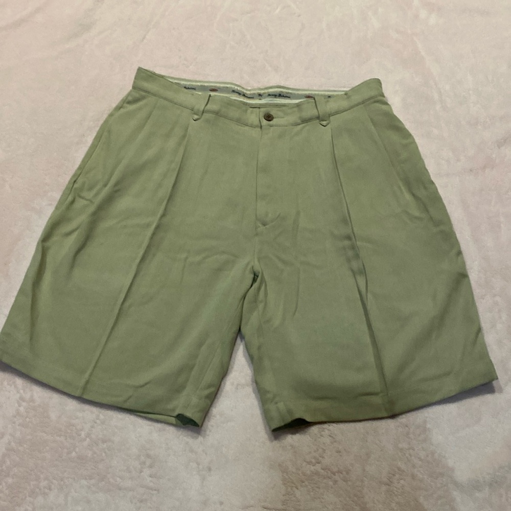 Tommy‎ Bahama Silk Khaki Shorts Size 38